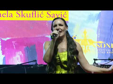 U PLAMENU LJUBAVI - Antonela Škuflić Savić