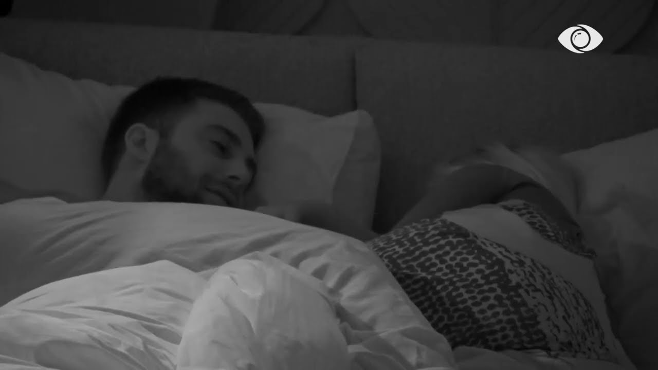 “Shiko çfarë do të bëjmë nesër…”/ Ilnisa fton Meritonin te krevati