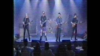 Siniestro Total ....Tan Hermoso (Directo)