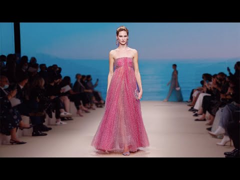 Giorgio Armani Spring/Summer 2022 Milan
