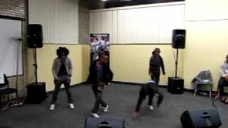 Mindless Behavior Performing My Girl Live