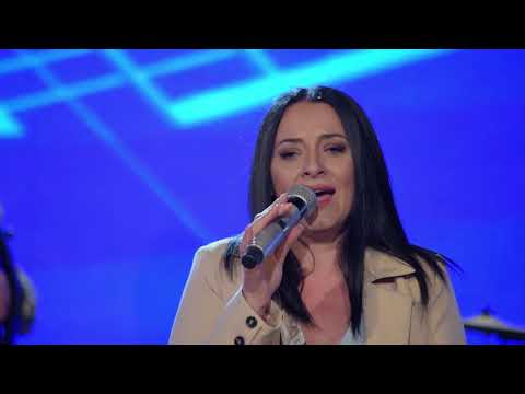 Aneta i Grupa Molika - Zosto si me majko rodila (Art Studio Production Live TV Show)