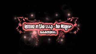 Kisses In The V.I.P. - Bei Maejor