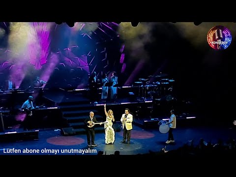 Ziynet Sali'den Vasilis Saleas Ve Manolis Karanditis İle Harika Düet Sallasana Mendilini #ziynetsali