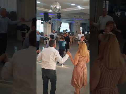 Muzica de petrecere Formația ESTETIK Urziceni Botez Garbovi DINU EVENTS BALLROOM