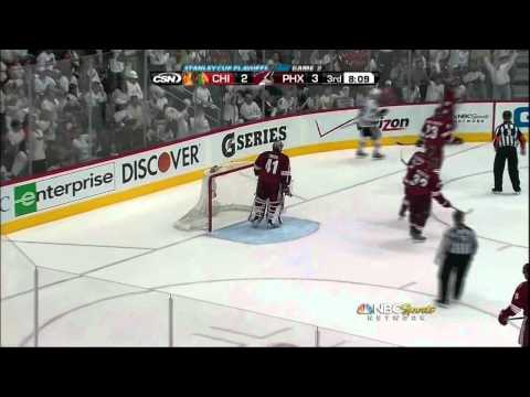 Mike Smith robs Brandon Bollig. Chicago Blackhawks vs Phoenix Coyotes 4/14/12 NHL Hockey