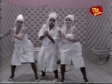 Rá Tim Bum - Porquinhos - A refrescante sensação - Banho