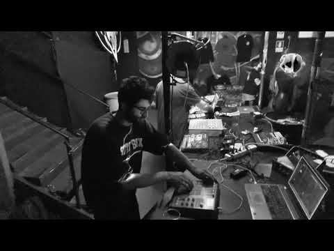 Free Underground Tekno Radio Party 270419 V06 - Shivo 80Hz