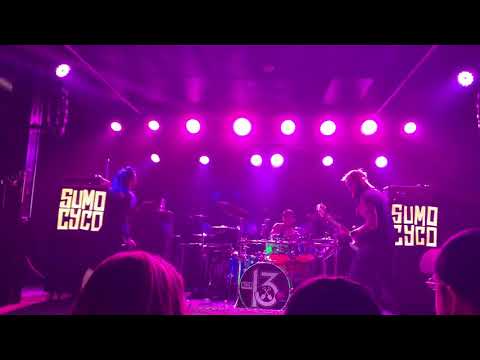 Sumo Cyco - Move Mountains