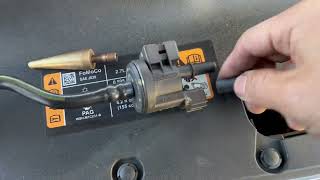 Ford Edge / Escape / Fusion Evap System Leak Detected - Codes P0456 / P1450 - Easy Fix
