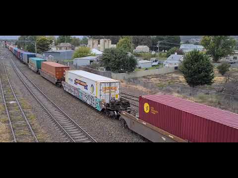 1829 With NR30 In The Great Southern Colour Scheme Leading