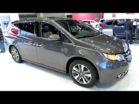2014 Honda Odyssey Elite - Exterior and Interior Walkaround - 2014 Chicago Auto Show