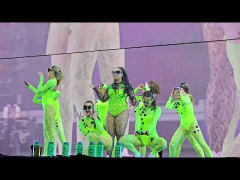 XG "THIS IS HOW WE WOKE UP" (Sienna Lalau and The Lab Dancers) [FANCAM/4K] @ COACHELLA 4/13/2025