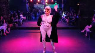 DYMOND DENAE &quot;I AM BODY BEAUTIFUL