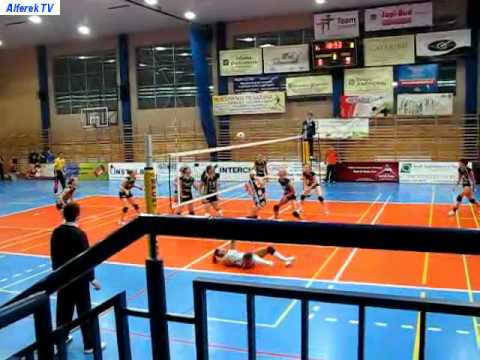 2010-11-13 PLKS Pszczyna - Chemik Police 3:1 (1 i 2set)