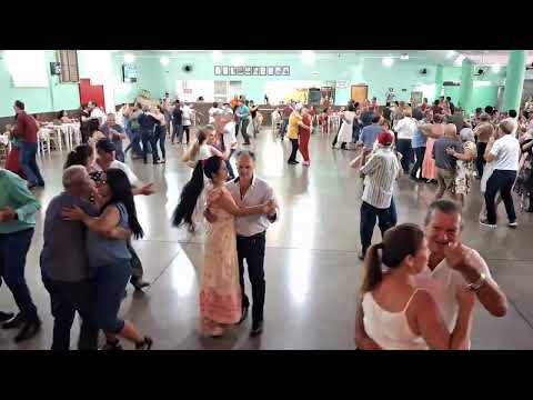 Quinta Feira animada no clube dos idosos de Coronel Vivida Paraná(com marcos e margarida)