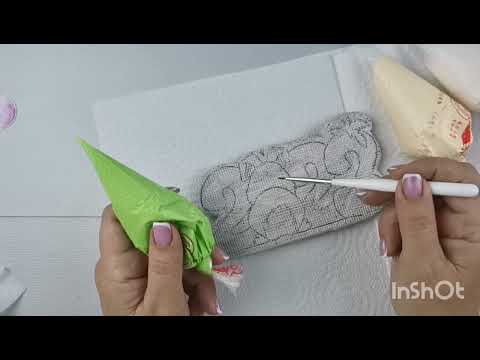 МК видеоурок по росписи новогоднего пряника Морковка 2023