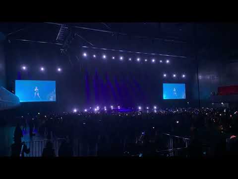 230530 | Red Velvet | Intro + Bad Boy (English Version) | R to V World Tour in Amsterdam