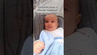 Papai e mamãe trabalhando, e eu sendo simpático #baby #bebefeliz #babypictures