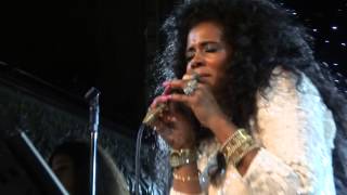 Kelis - Runnin&#39; - Wilton&#39;s Music Hall - London - 08.05.14