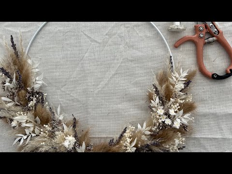 Trockenblumen Kranz Wickeln; DIY Flower Wreath; Blumenkranz binden