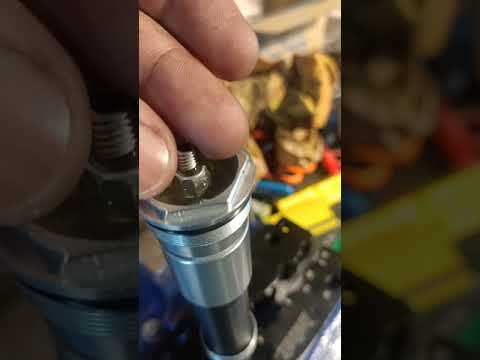 Fox Fork rebuild ❤️ #fox #fit4 #damparservice #biketechindia #narendra_themeach