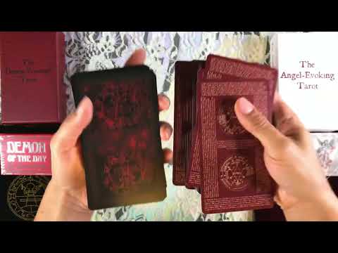 AKU307 - Day 304/365 Day #kickstarter The Demon-Possessed Tarot #unboxingvideo #flipthru #comparison