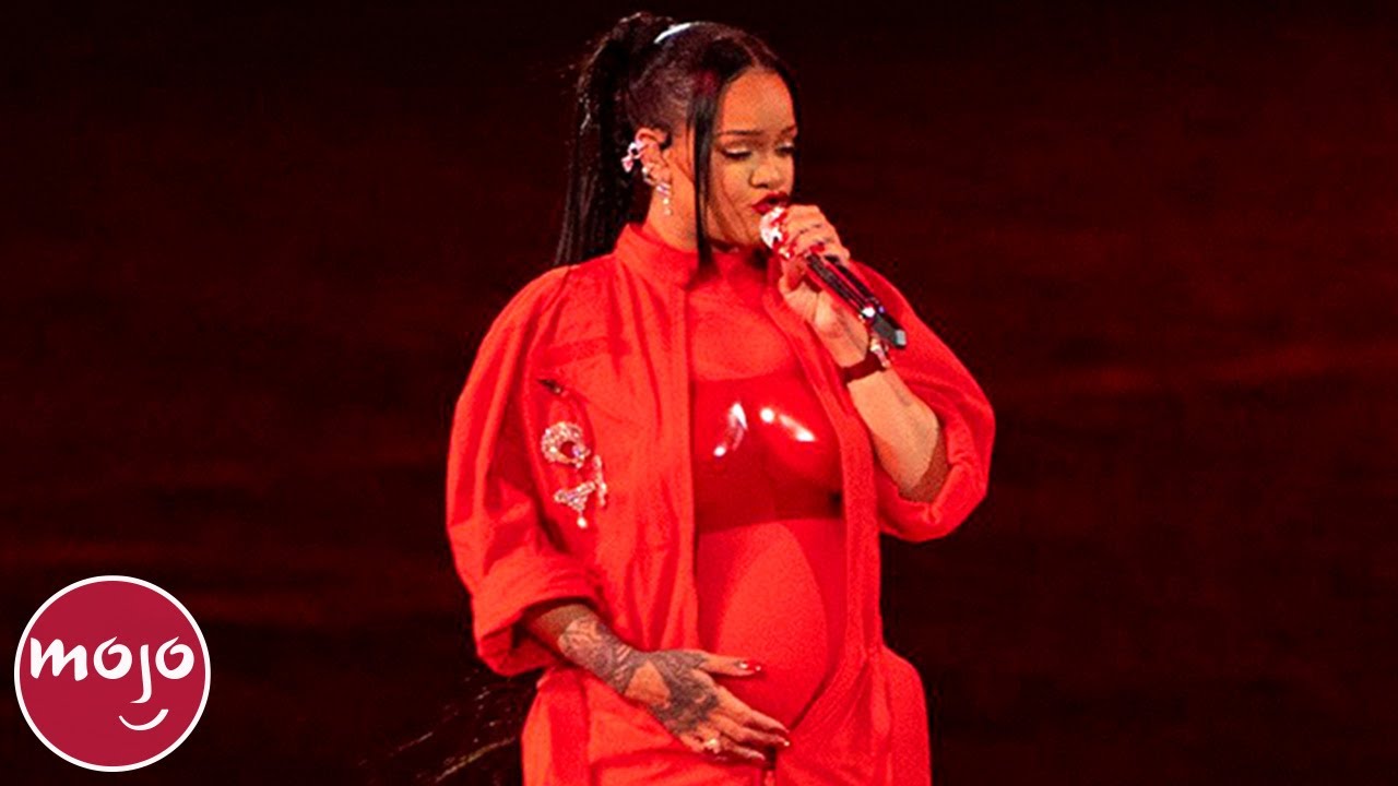 10 Times Musicians Performed While Pregnant