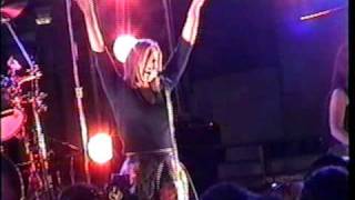 The Go-Go&#39;s - Stuck In My Car (Live 2001)