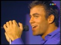 Enrique Iglesias canta Lluvia cae - Videomatch 97
