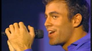 Enrique Iglesias canta Lluvia cae - Videomatch 97