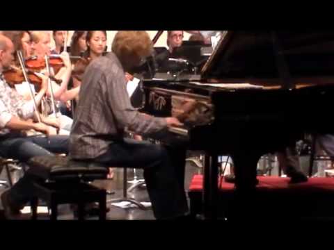 Jan Lisiecki Plays Liszt in rehearsal
