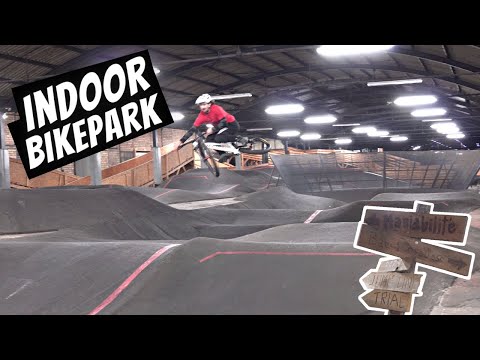 Größter INDOOR MTB BIKEPARK Europas - Stride Strasbourg! Straßburg Mountainbike Park in Frankreich