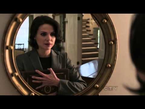 Once upon a time s01e01 Regina finds the storybook