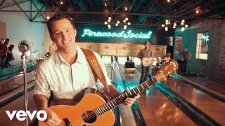 Easton Corbin - Baby Be My Love Song (Behind The Scenes)