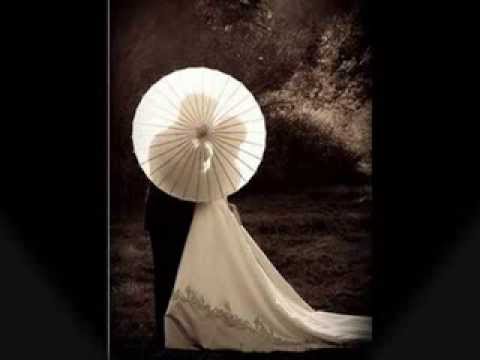 Lou Gold And His Orchestra - Who Gives You All Your Kisses - 1928.