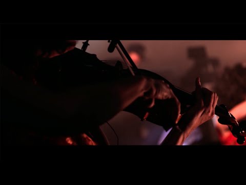 Chinese Man Ft. Quatuor Elixir - Step Back (Live)