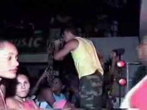 DUELO MC SAPAO VS MC POPAY - FUNK CARIOCA VS FUNK CAPIXABA MC CHUCKY 22