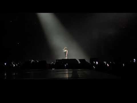 190929 이하이 (Lee Hi) - 한 숨 (Breathe) Super Kpop Festival Jakarta Fancam