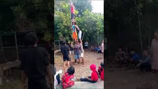 Download lagu PANJAT PINANG PALING LUCU CELANA SAMPE MELOROT mp3