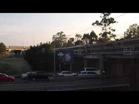 Clean and Dirty, sometrain needs a shower - 160 series at Rocklea
