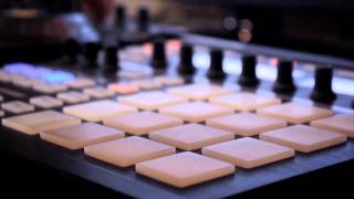 Pharrell Williams - Happy [MetroGnome Remix]