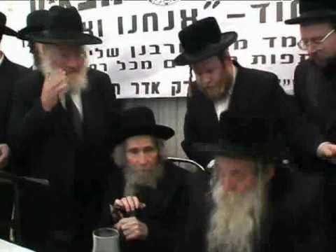 Rav Shtienman Gabbi Dont let him Stand Up for Chernobil Rabbi