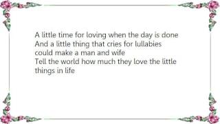 Irving Berlin - The Little Things in Life Lyrics