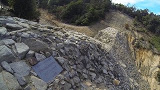 preview picture of video '広島街歩き山歩き 世界遺産 宮島 2013.11.08 Part 6 駒ケ林山頂〜大聖院下山編(World Heritage Miyajima Walk&Trekking,Descending)'