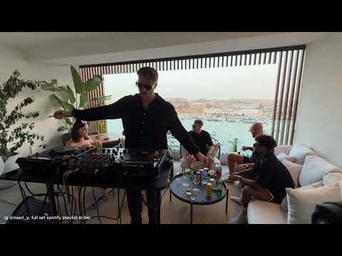 House Mix by Naarly (Pre-Party Vol .1)