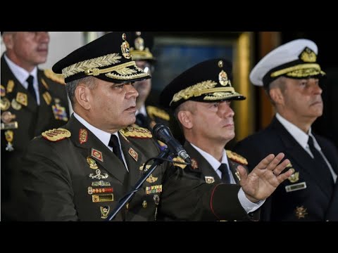 الجيش الفنزويلي يدعم نيكولاس مادورو