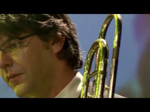 Urbieplicity - 21 trombones (New Trombone Collective & friends) with Mark Nightingale