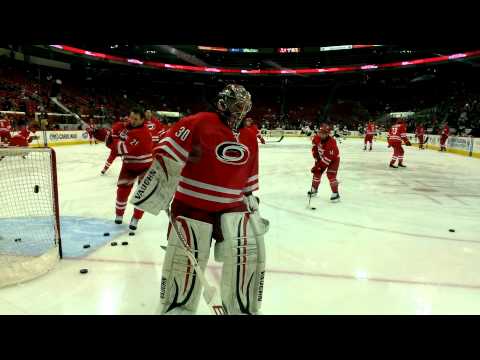Hurricanes Bruins warm up