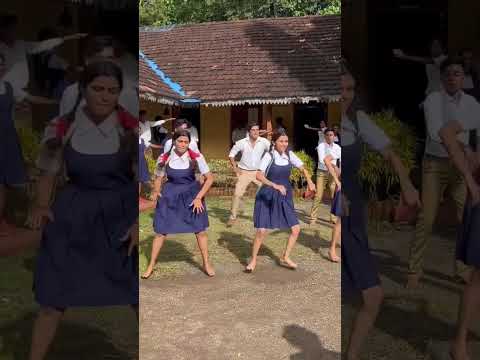 anushri mane official short video anushri mane Banva chan chan reels majhi shala song vr🥰